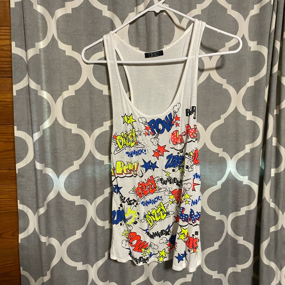 Junior’s tank top size small